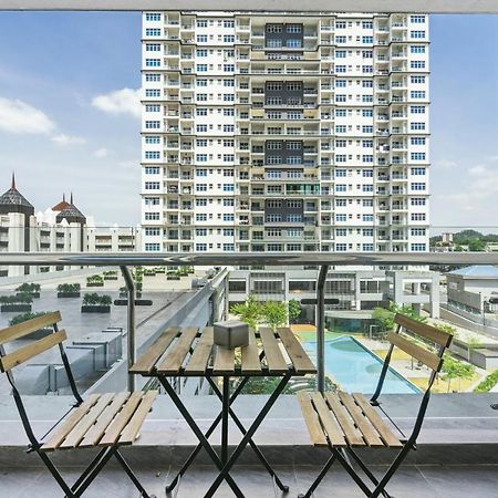 Puchong Skypod Residence, 1-5 Pax With Balcony Unit, Walking Distance To Ioi Mall, 10Min Drive To Sunway Exterior photo