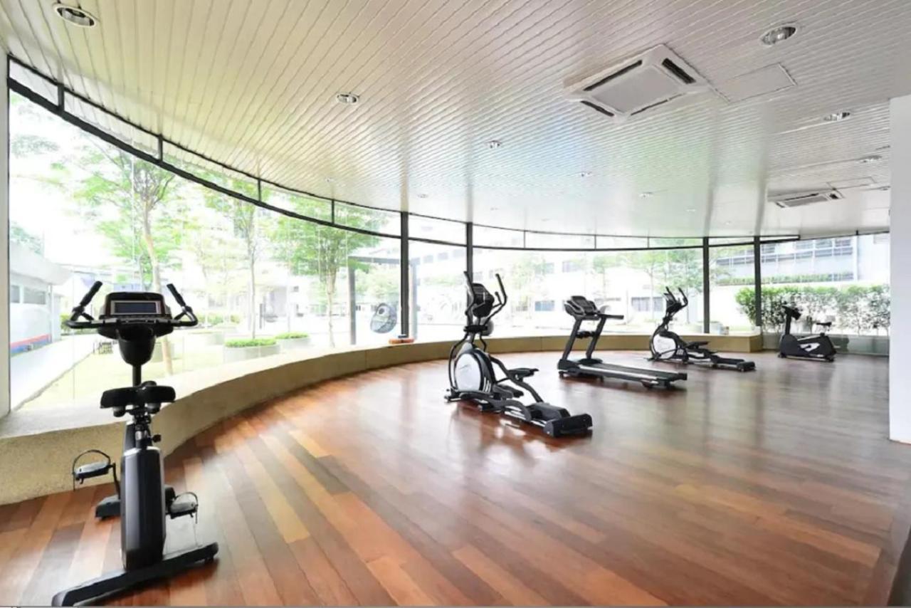 Puchong Skypod Residence, 1-5 Pax With Balcony Unit, Walking Distance To Ioi Mall, 10Min Drive To Sunway Exterior photo